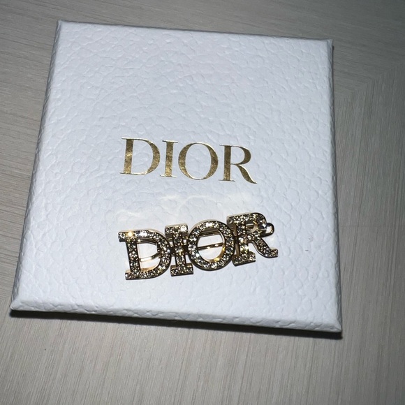 Authentic Dior Hair Clip - Picture 2 of 8